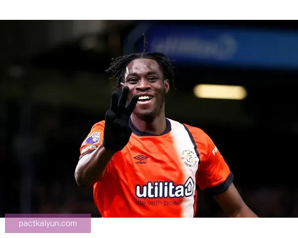 英超罗布·爱德华兹带领卢顿展现实力，表现稳健受到认可